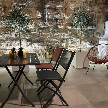 Maison Cosy, 2 Chambres, Adossée Aux Remparts *