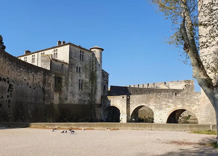 Maison Cosy, 2 Chambres, Adossee Aux Remparts Casa de Férias
